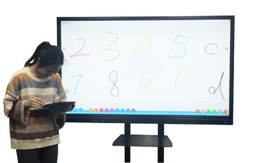 China Narrow Frame Touch Screen Interactive Whiteboard For Education Anti Glare Glass factory